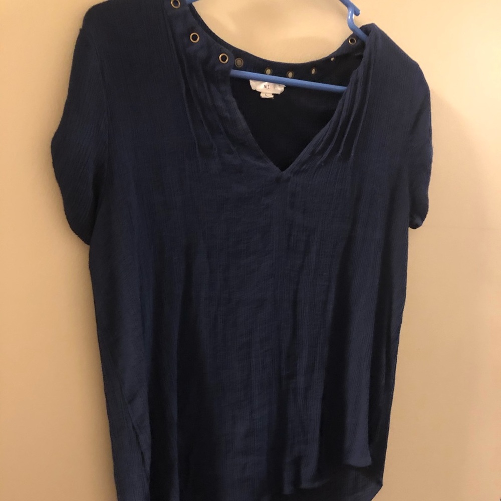 Navy short sleeved top ** 3 for $15**